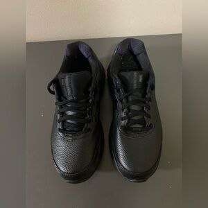 Brooks Women's Addiction Walker 2 Black Shoes Sneakers Size 7 (2A)